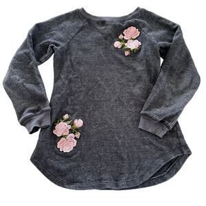 No Comment Girl's Gray Sweater with Pink Rose Detail - Size Small